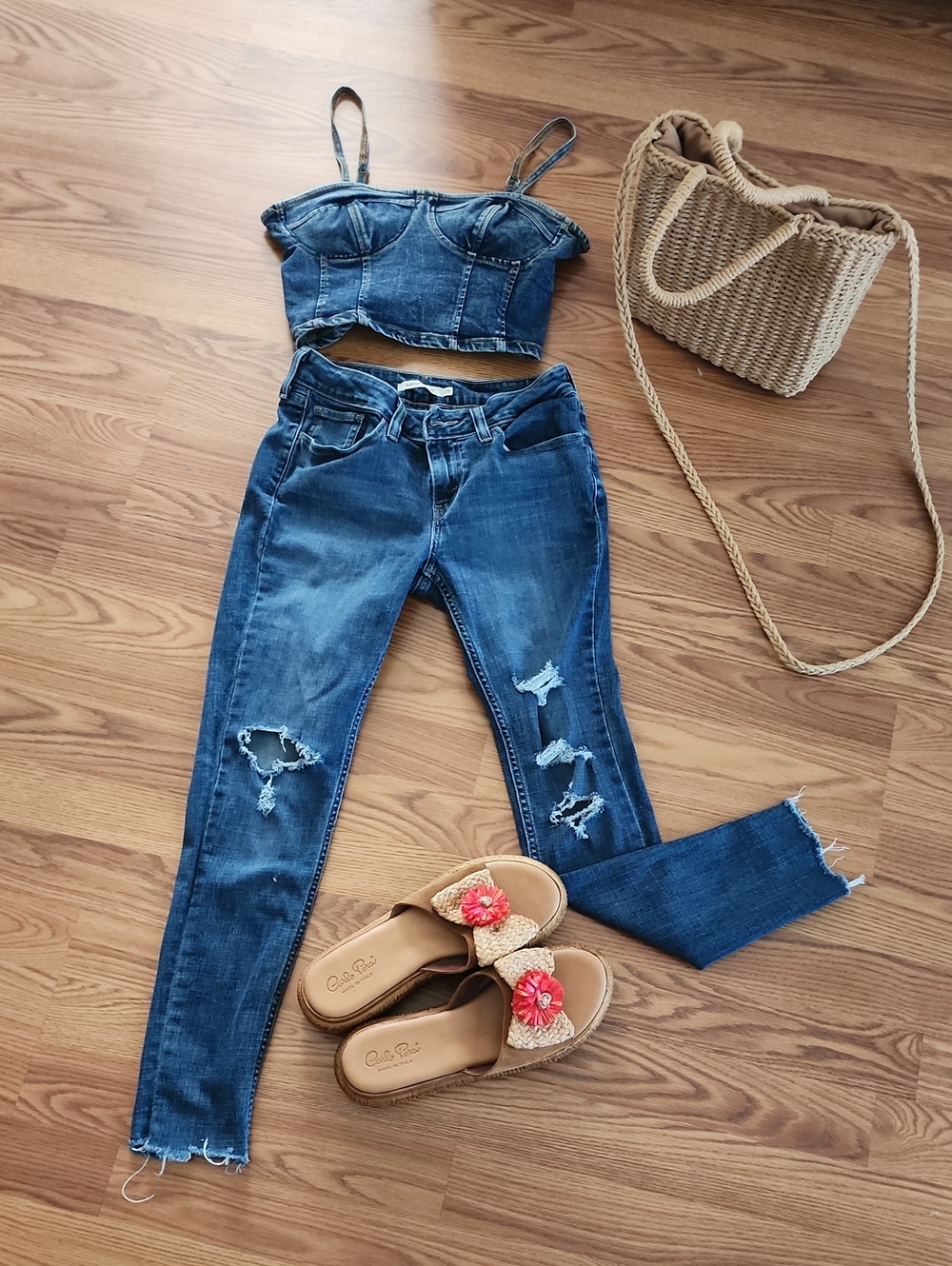 Levi's Dark Blue Distressed Super Skinny Jeans